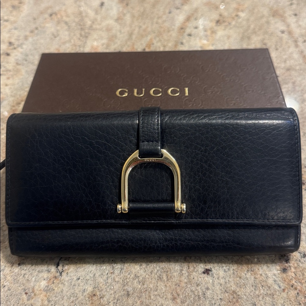 GUCCI Horsebit Trifold Black Continental Wallet
